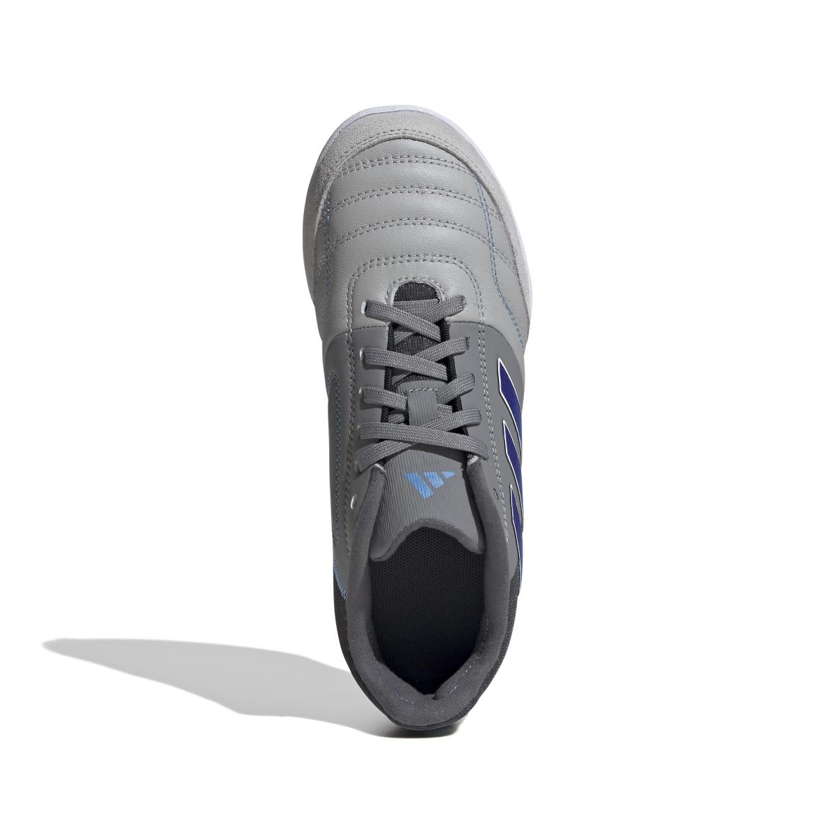 product/a/d/adidas_ie7562_2_footwear_photography_top_portrait_view_white.jpg