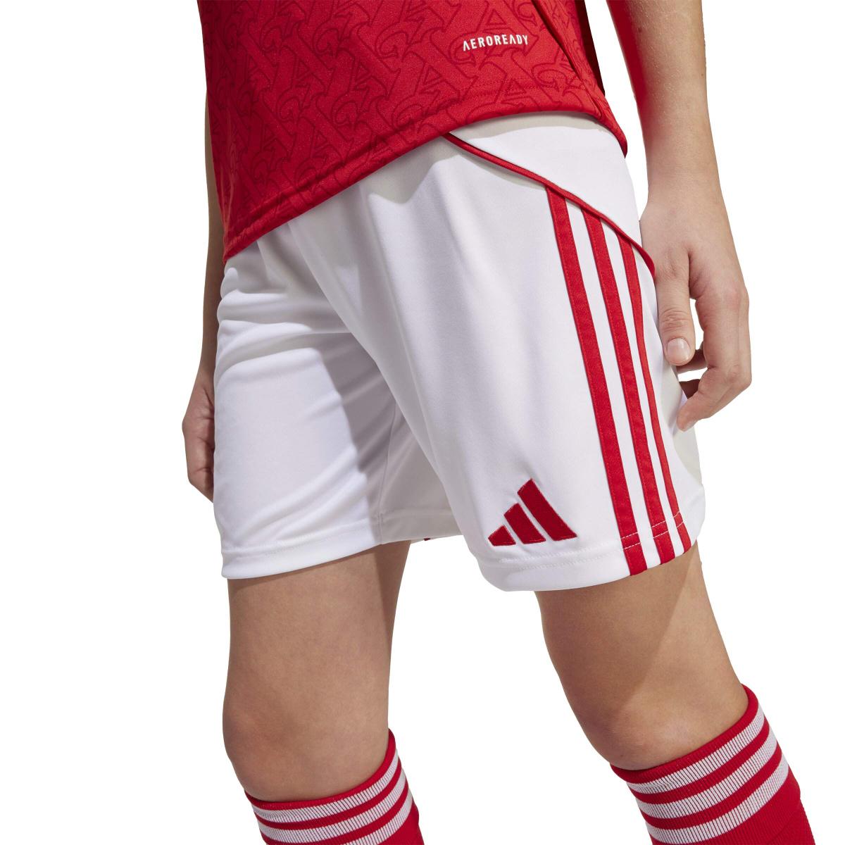 product/a/d/adidas_ji9528_6_apparel_on_model_detail_view_2_white.jpg