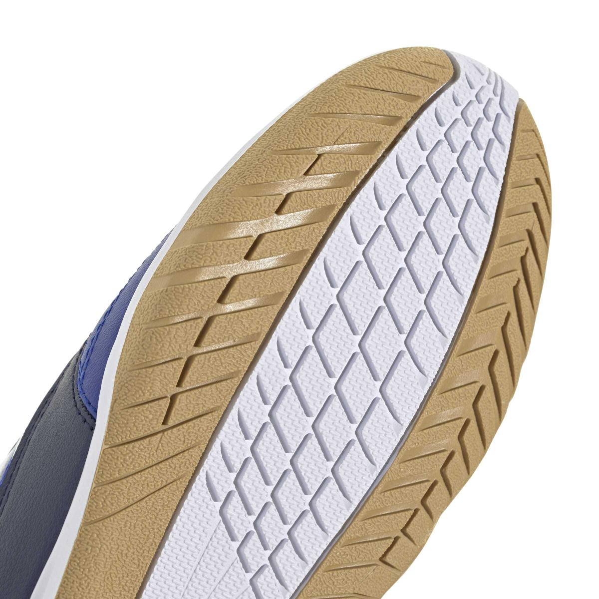 product/a/d/adidas_jr5401_7_footwear_photography_detail_view_1_white-nw091725.jpg