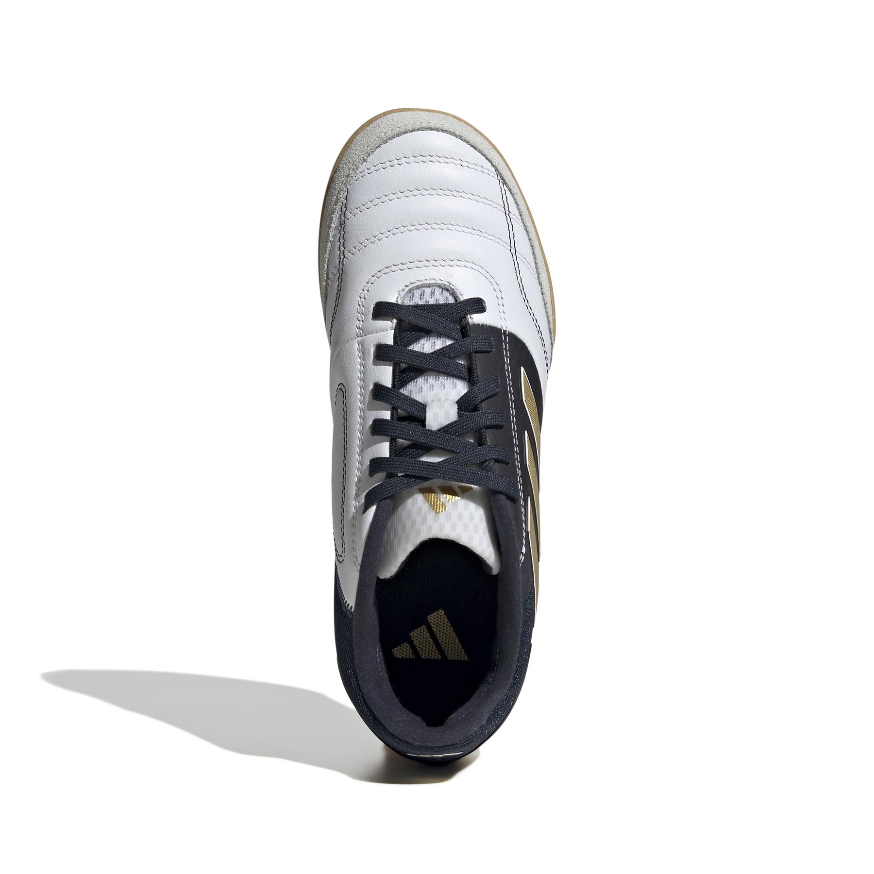 product/a/d/adidas_ig8760_2_footwear_photography_top_portrait_view_white.jpg