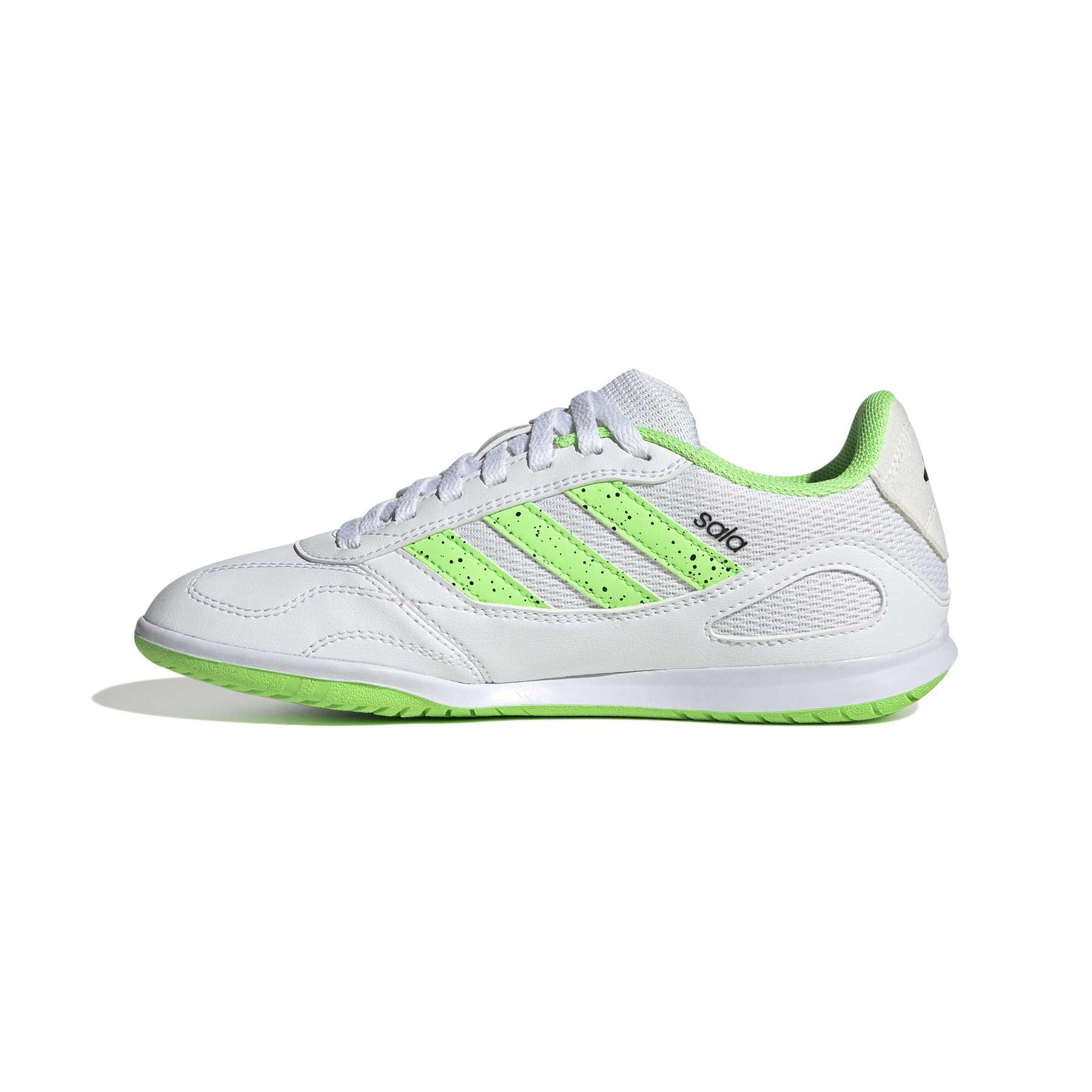 product/a/d/adidas_jr5402_4_footwear_photography_side_medial_center_view_white.jpg