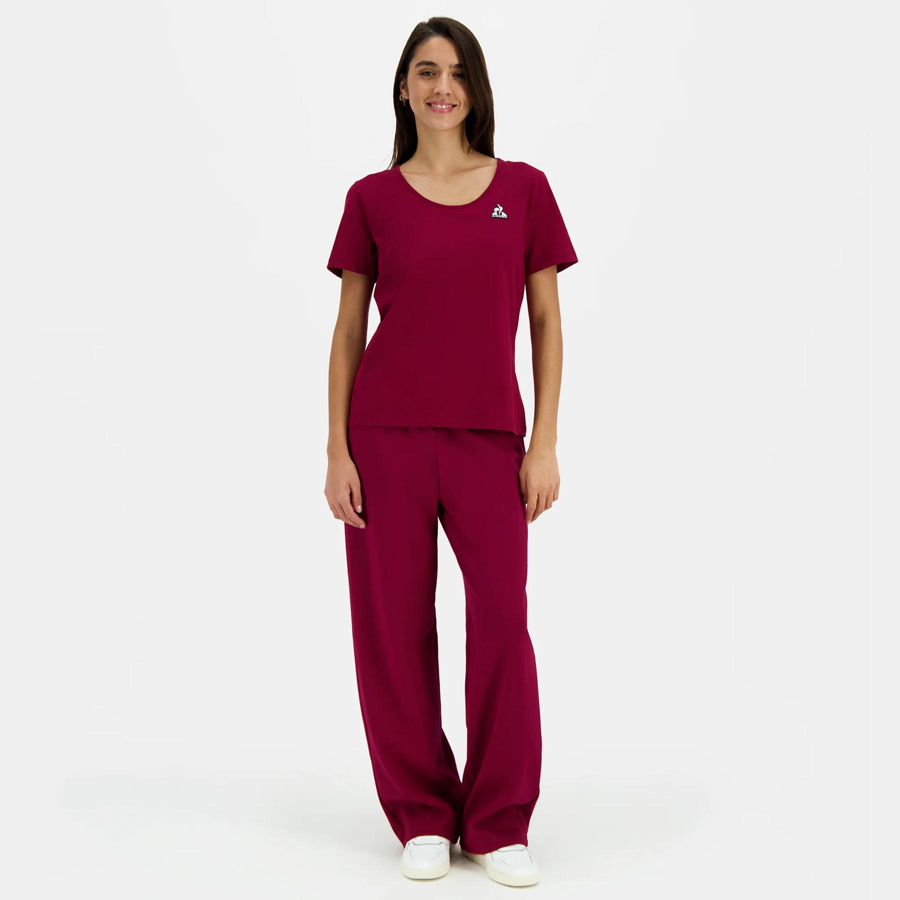 product/l/e/le-coq-sportif_2510079_rambo-red_6.jpg