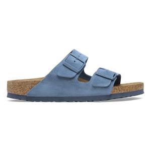 1026820-sandalias-femininas-birkenstock-arizona-suede-azul-elementar