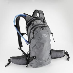 p132x70-mochila-de-hidratac-o-e-bolsa-de-agua-ges-cinza-10-l