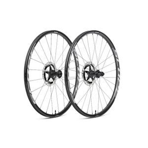 scr2ob-blanc-par-de-rodas-scope-tubeless-r2-o-off-road-boost-branco